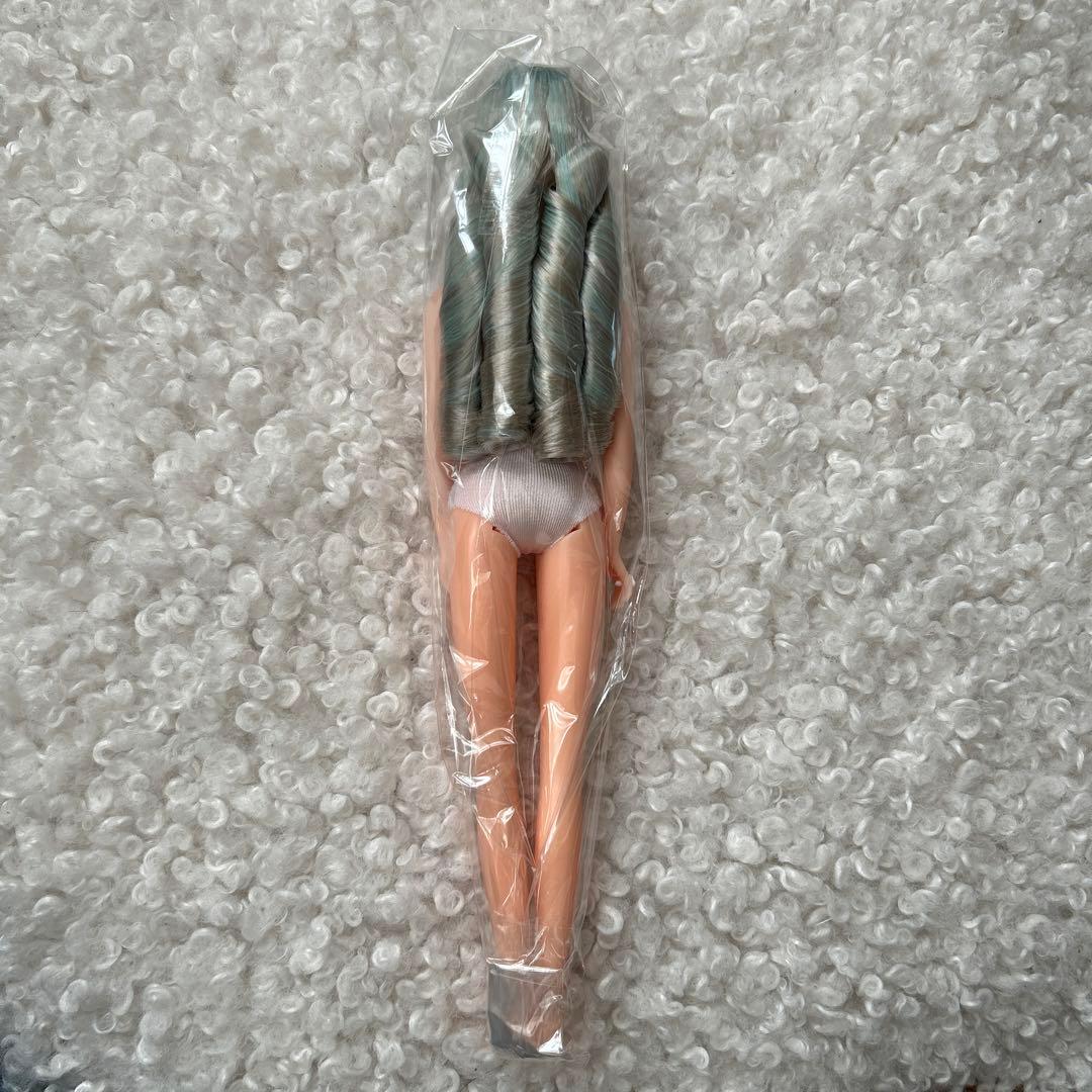 新品リカちゃんキャッスル　サヤカ②