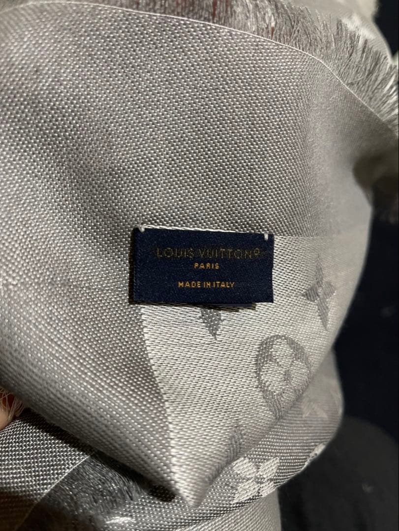 Louis Vuitton グレー ストール