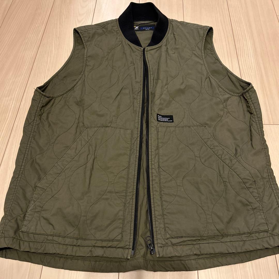 F.A.T. SKINNY ベスト