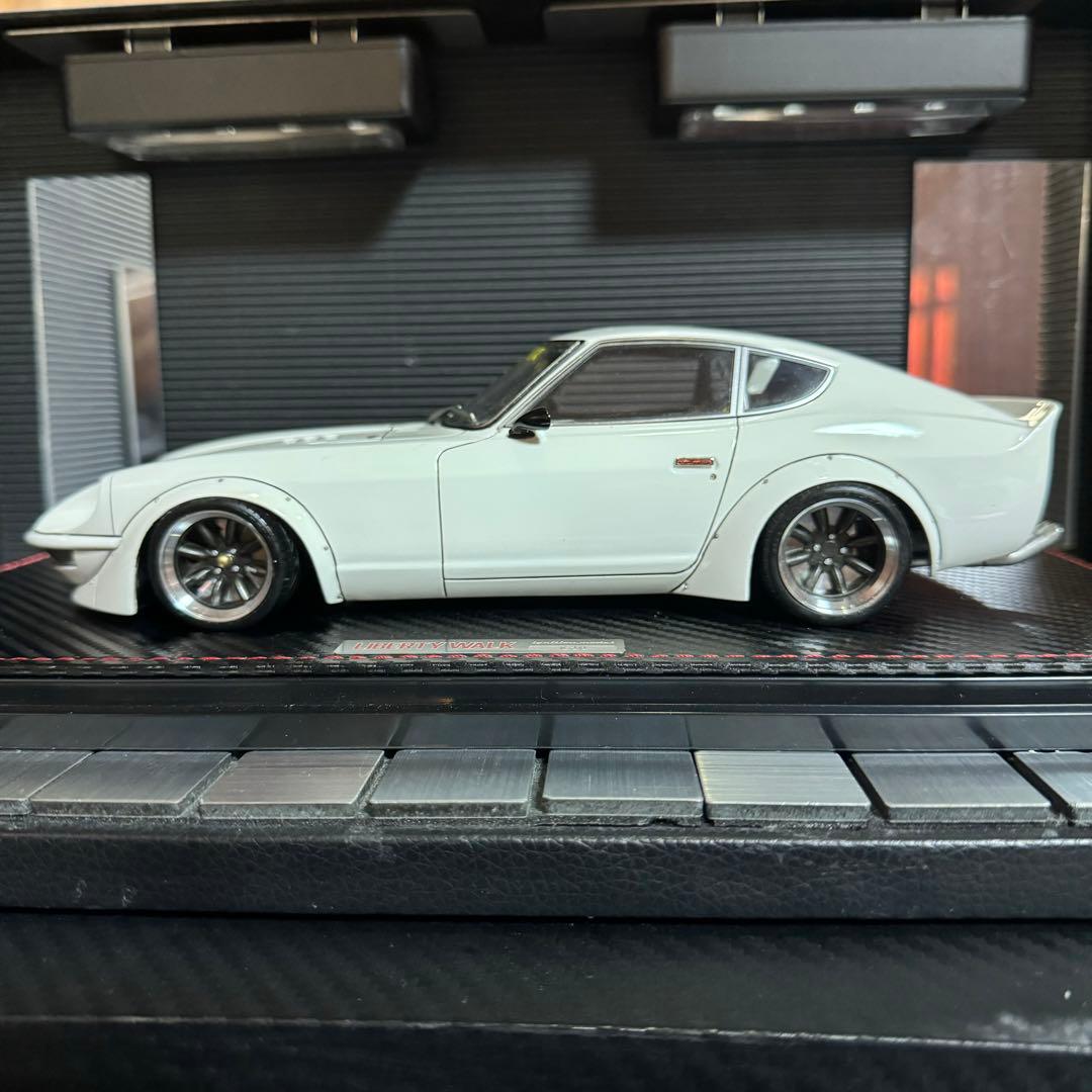 イグニッションモデル1/18LB−WORKSフェアレディZ(S30)カスタム品❷