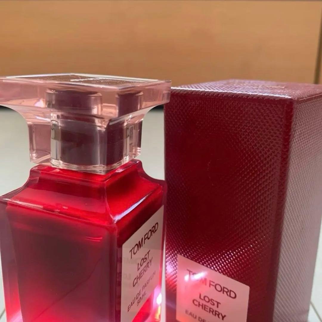 【国内正規品】【美品】TOM FORDトムフォード ロストチェリー50ml