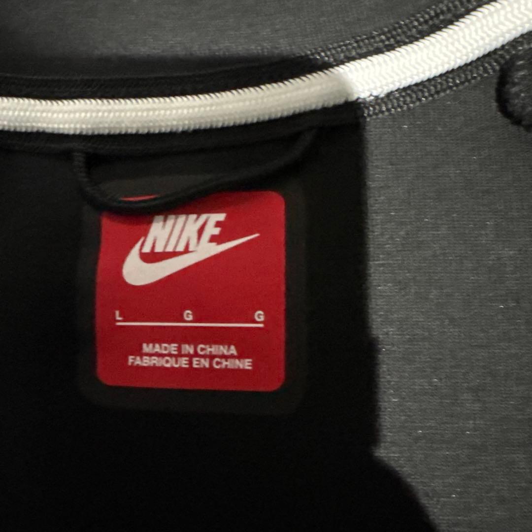 テックフリース NIKE