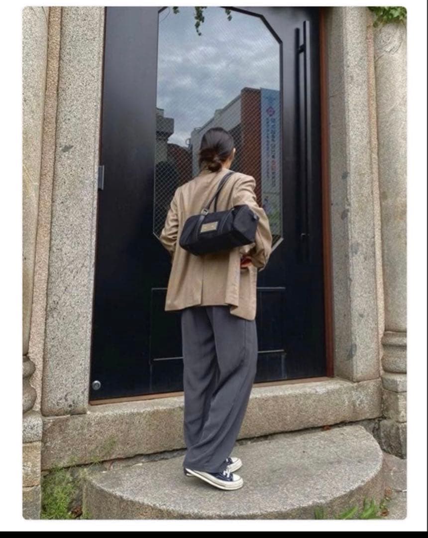 Matin Kim ネイビー ボストン バッグ