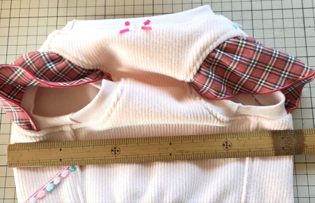 ハンドメイド　犬服 暖か❗キュートなピンクチェックフリルワンピース