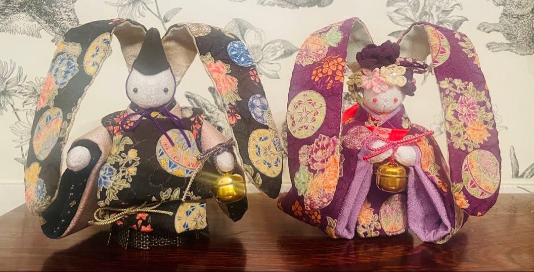 エミになります！ ご検討用 ペアうさぎさん　幸せの鈴の音