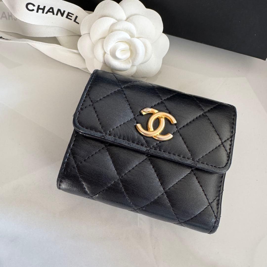 CHANEL銀座並木店購入　ウォレット　三つ折り財布　マトラッセ　ラムスキン