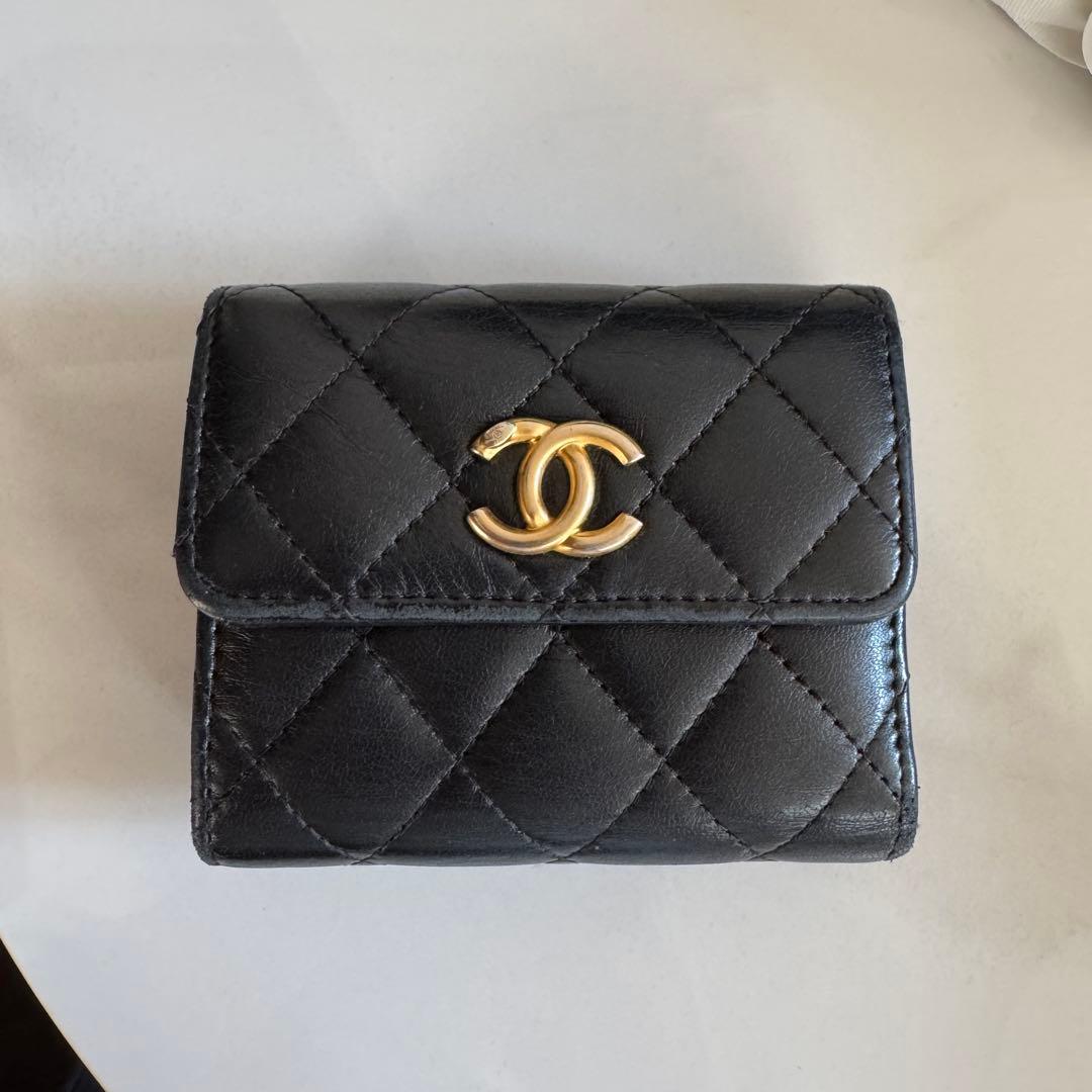 CHANEL銀座並木店購入　ウォレット　三つ折り財布　マトラッセ　ラムスキン