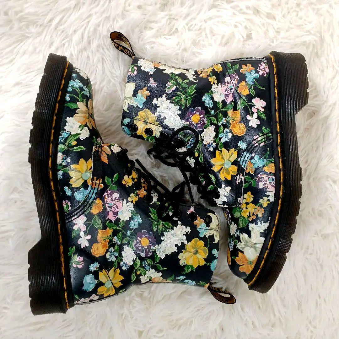 Dr. Martens Pascal Floral 花柄 8ホール UK4