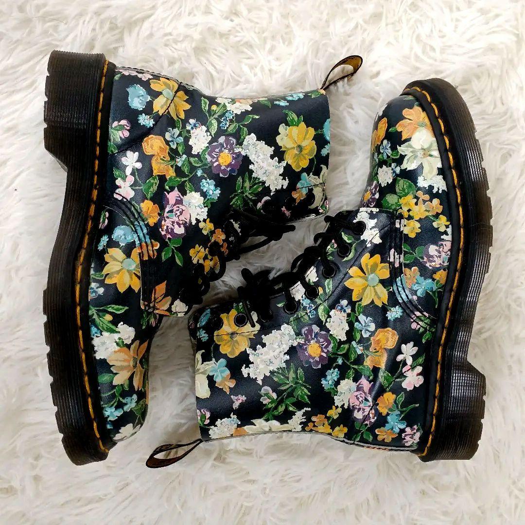 Dr. Martens Pascal Floral 花柄 8ホール UK4