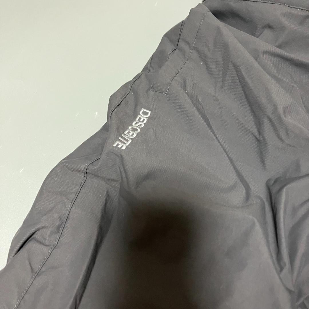 DESCENTE デサント　子ども　キッズ　スキーウェア １４０cm　上下セット