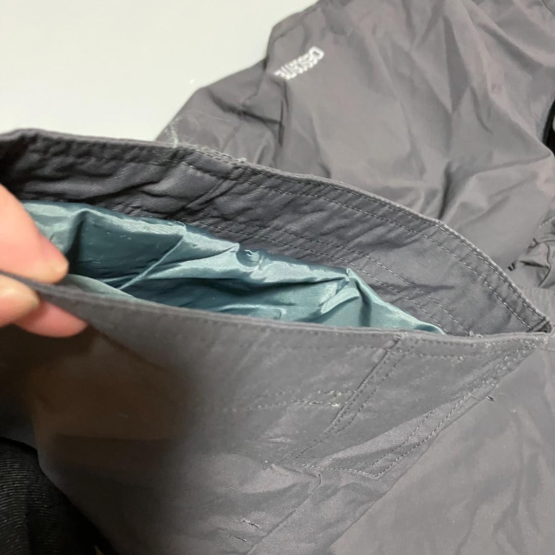 DESCENTE デサント　子ども　キッズ　スキーウェア １４０cm　上下セット