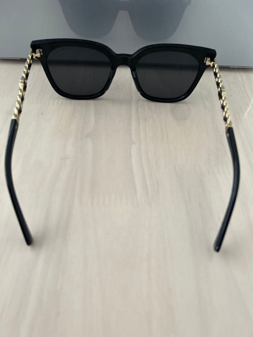 【極美品】CHANEL ブラック サングラス