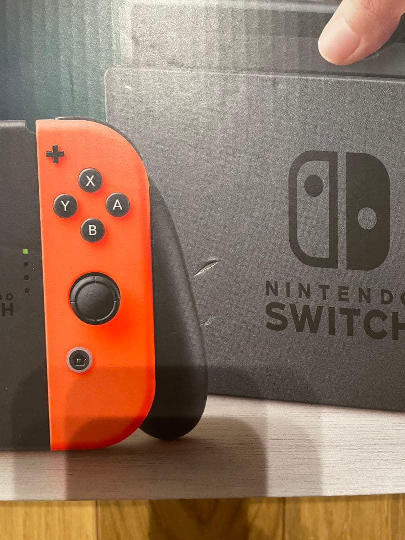 ニンテンドースイッチ本体（付属品、箱付き）＋純正コントローラー