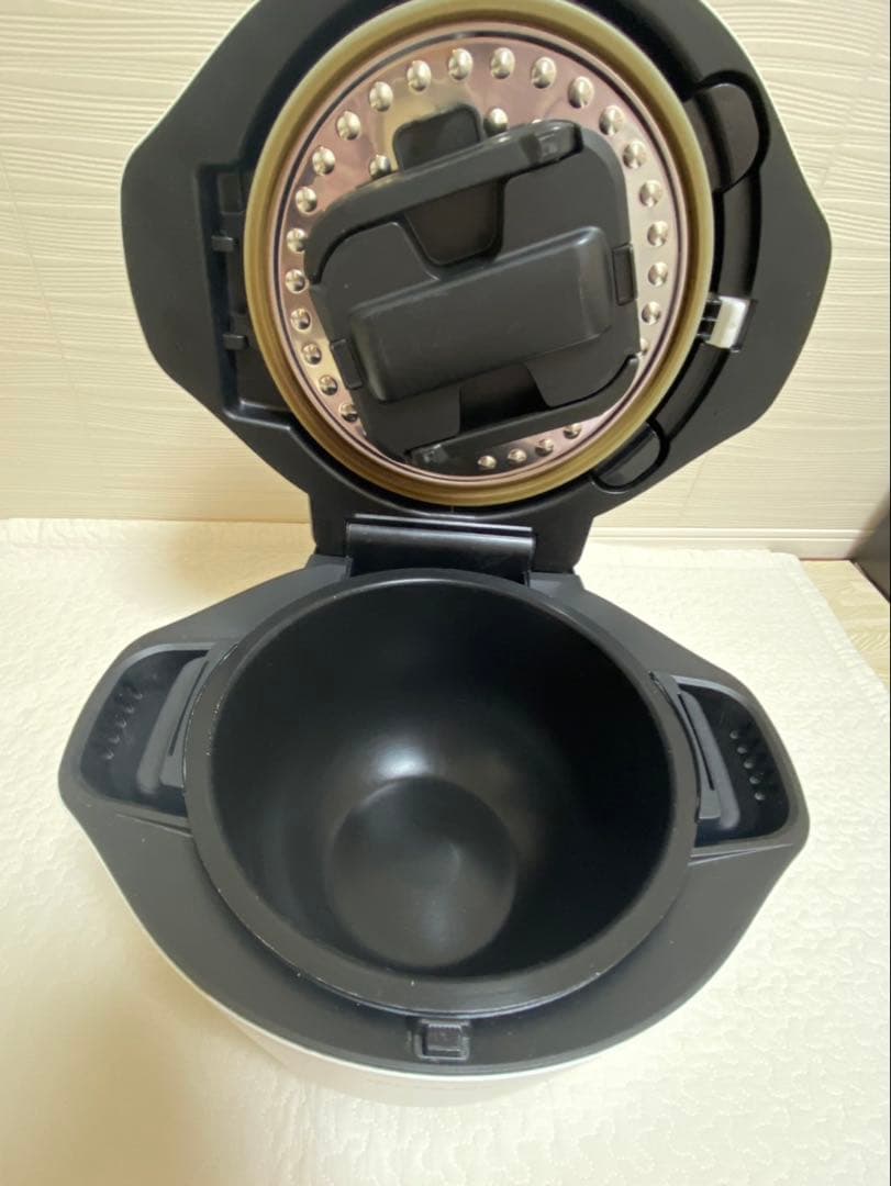 ヘルシオ　ホットクック　SHARP KN-HW24G