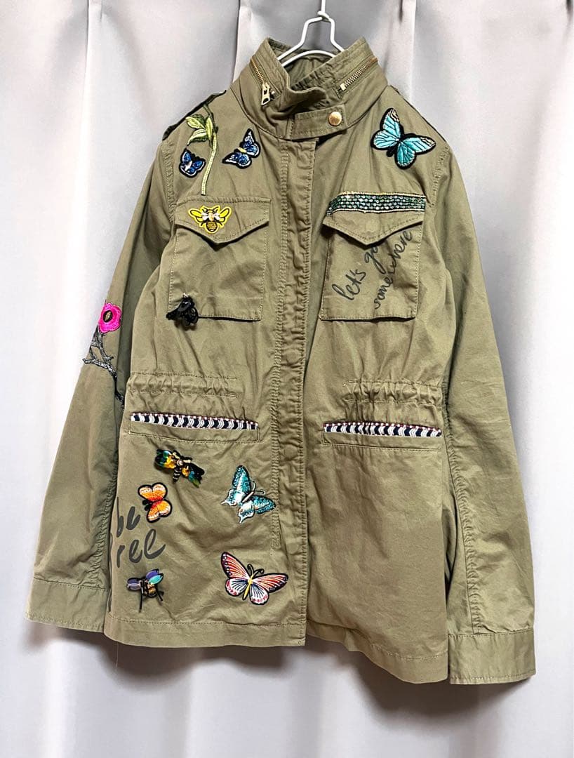 Desigual パッチワーク刺繍ワッペンミリタリーモッズコート 個性的