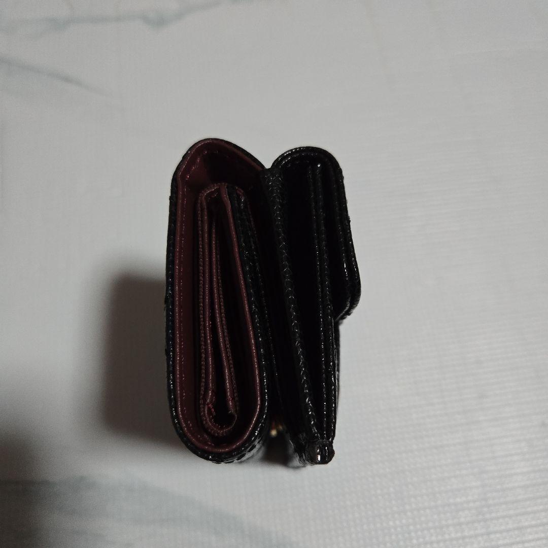 CHANEL キャビアスキン　三つ折り財布
