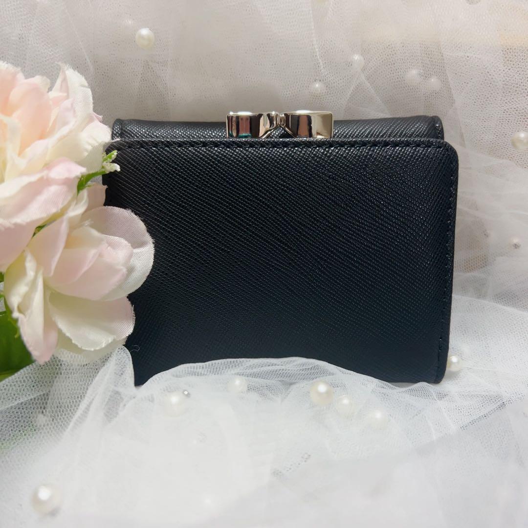Vivienne Westwoodブラック三つ折り財布
