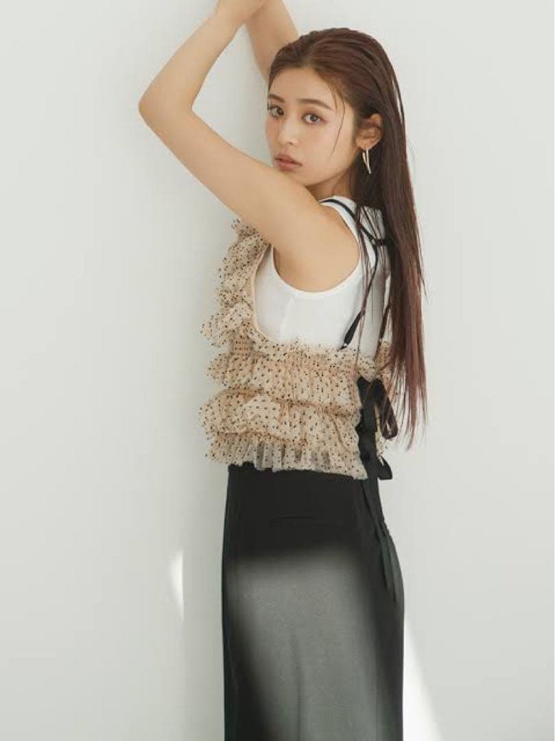 LILY BROWN チュールラッフルフリルトップス ドット