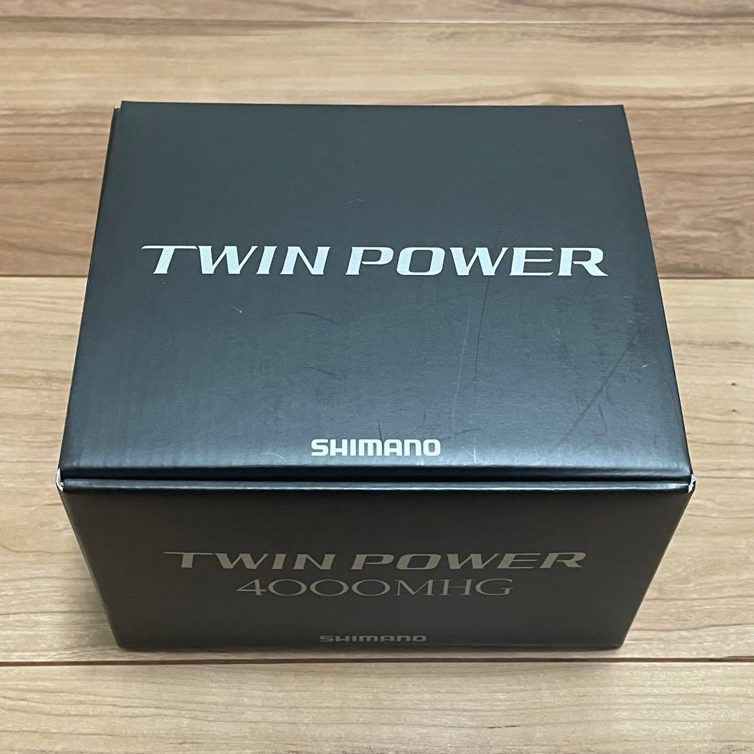 SHIMANO TWIN POWER 4000MHG スピニングリール　ノブ付き