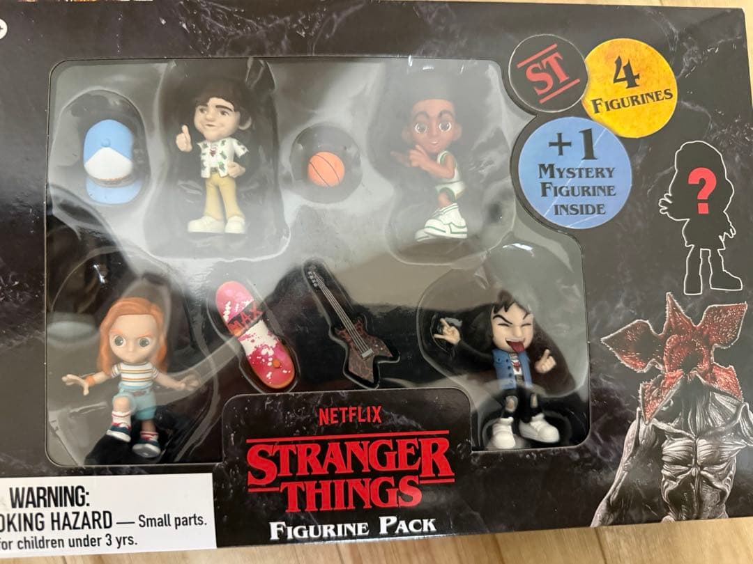 Stranger Things フィギュアパック 4体+ミステリー