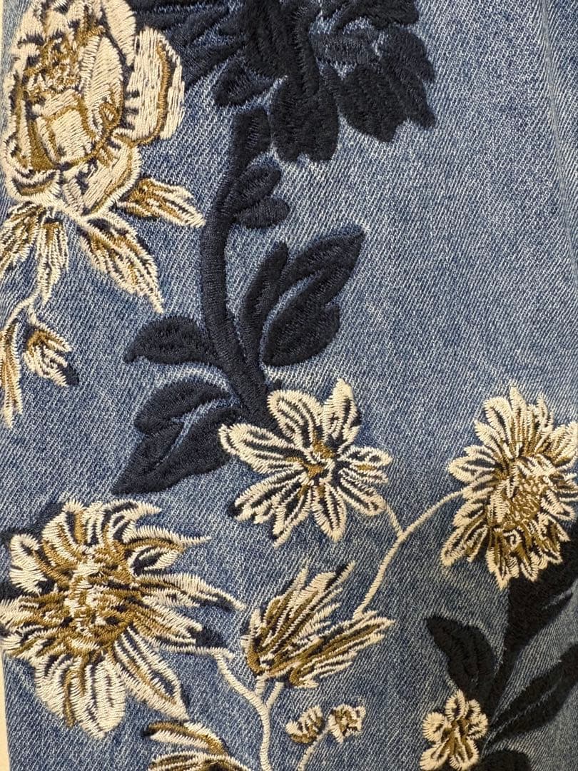 美品CLANE クラネ FLOWER EMBROIDERY PANTS ジーンズ