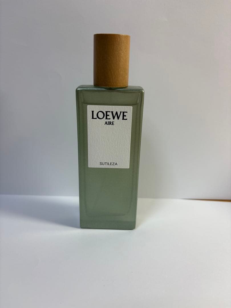 Loewe aire 香水　50ml