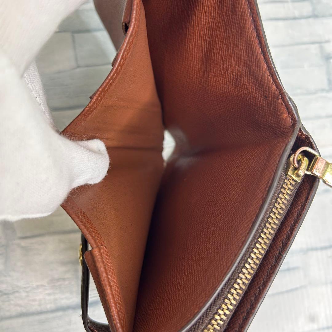 美品　50 VUITTON ルイヴィトン モノグラム 二つ折り財布　kv1