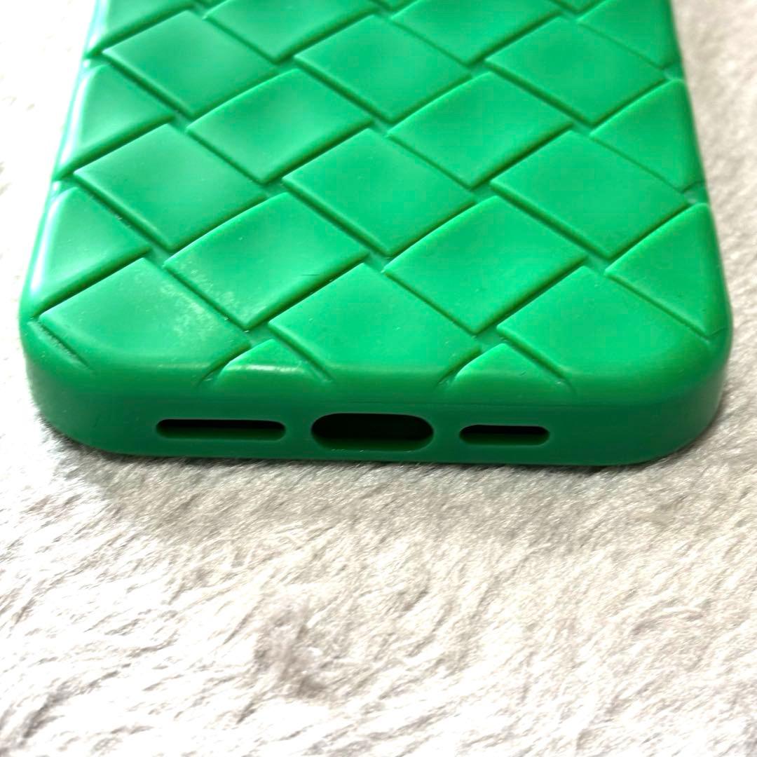 ボッテガヴェネダ イントレチャート iPhone 16 Pro Max ケース