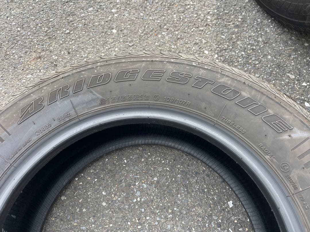 ハイエース　ブリヂストン　GL-R 215/65R16 車検対応　4本セット