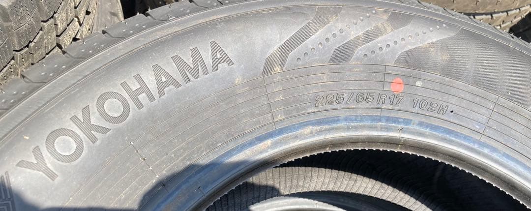 新車剥がし YOKOHAMA 225/65R17 25年製 【シャ-80 ①】