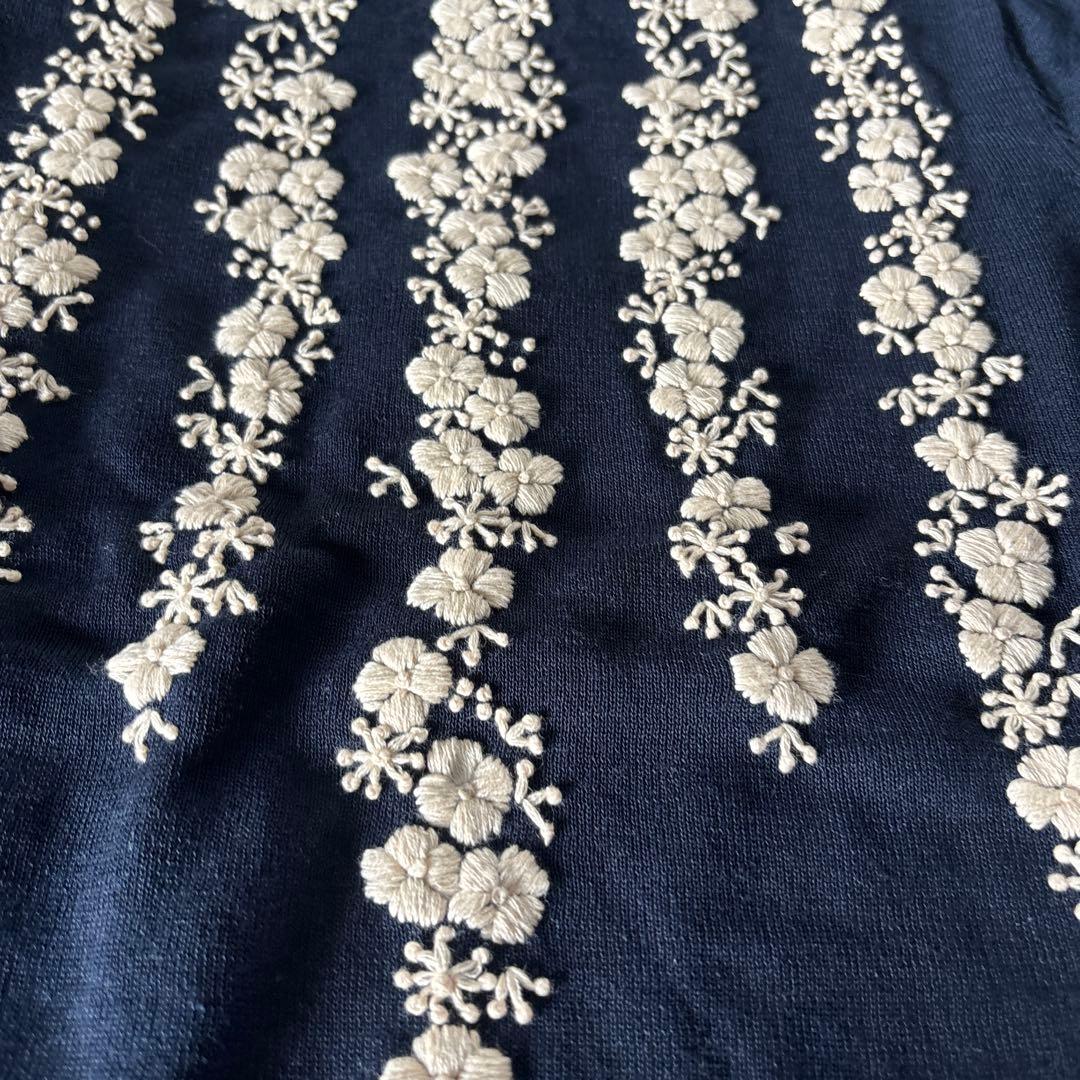 未使用タグ付　Sybilla シビラ　半袖　刺繍 ネイビー 花柄