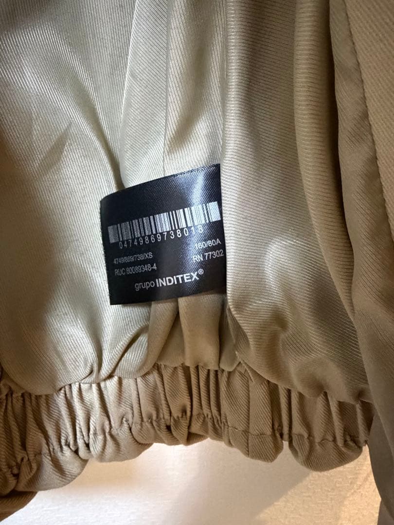 ZARA ザラ　ショートバルーントレンチコート