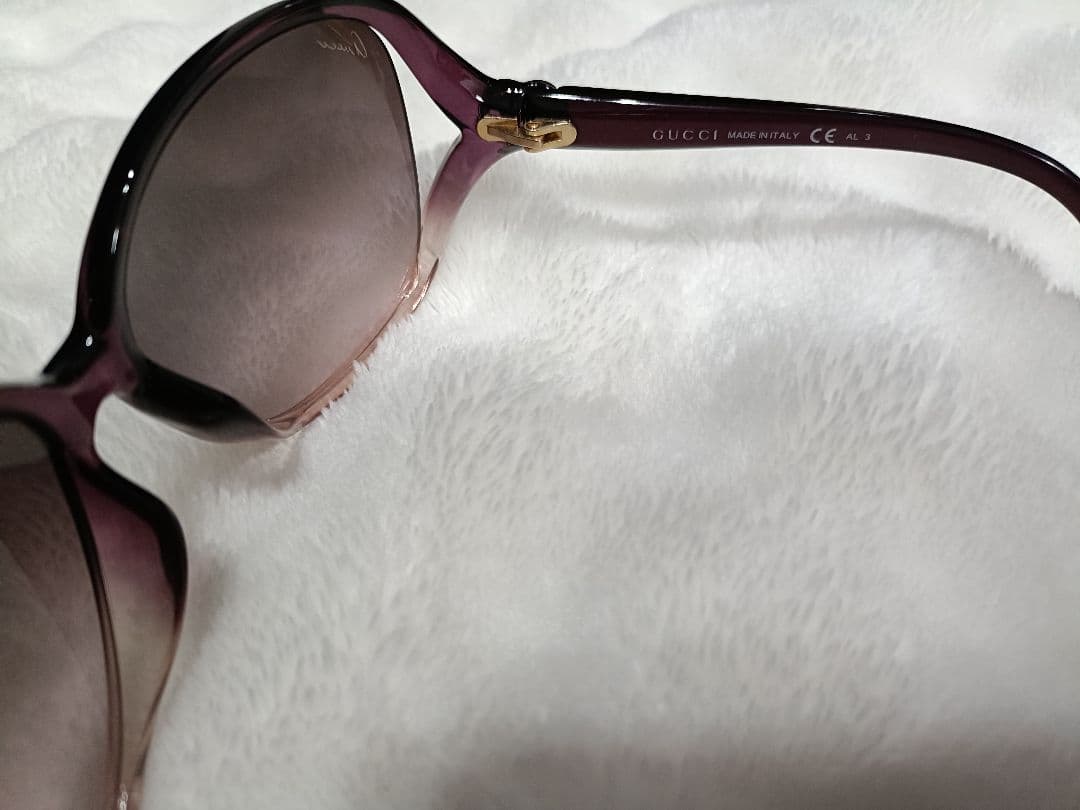GUCCI パープルサングラス ケース付き