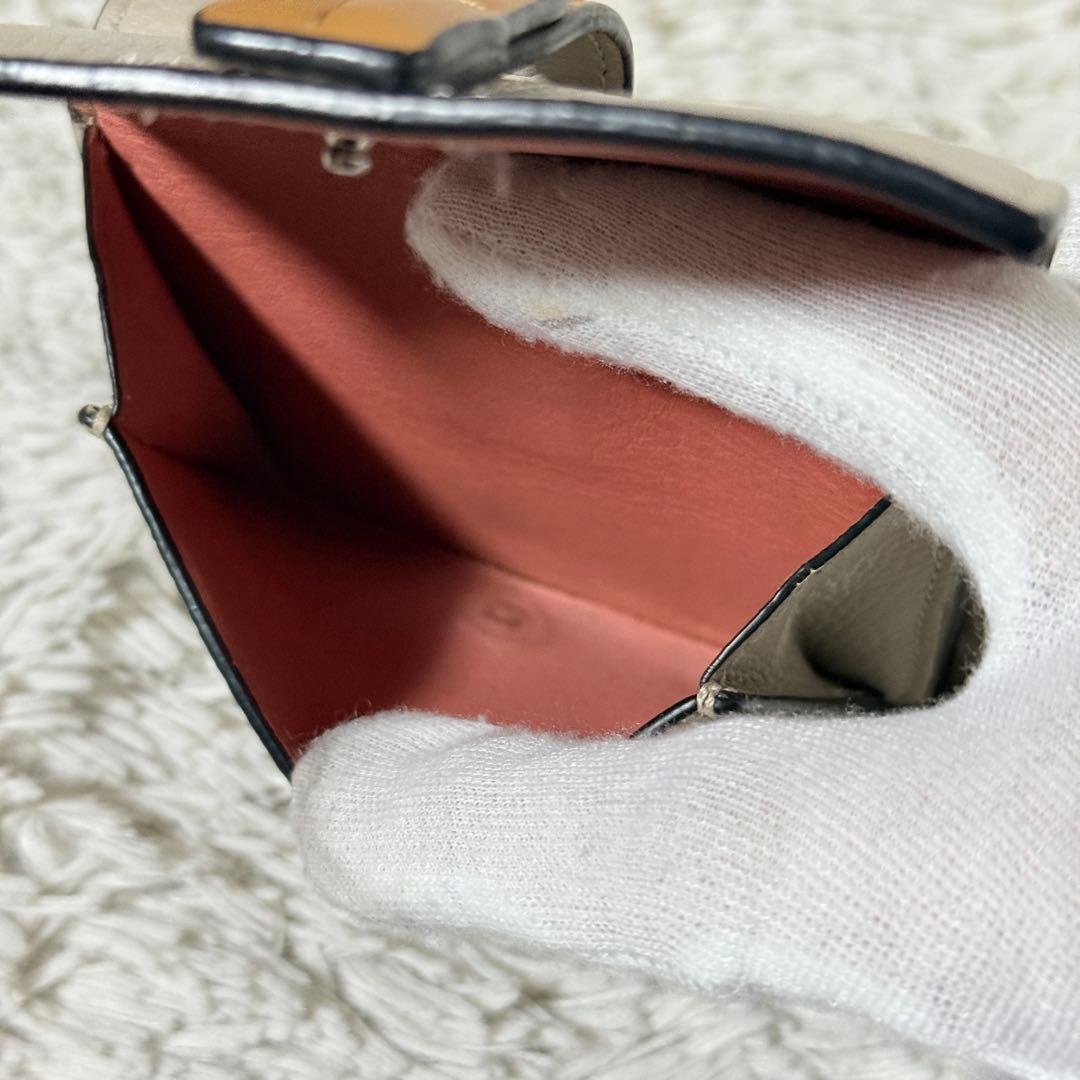 極美品✨LOEWE ロエベ アナグラム トライフォールド レザー　三つ折り財布