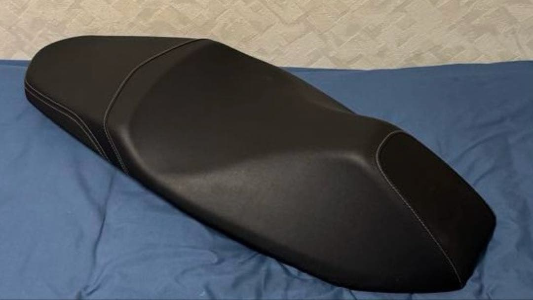 PCX 125 jf81 150 kf30 純正 シート
