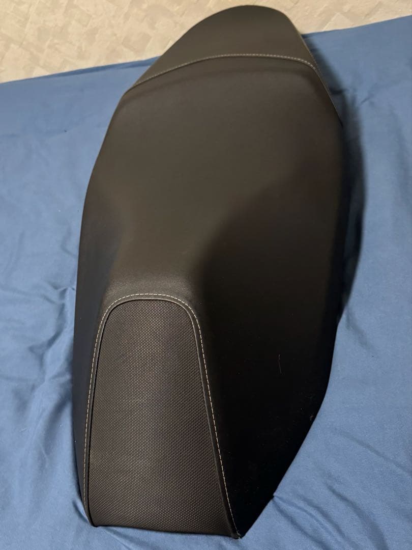 PCX 125 jf81 150 kf30 純正 シート
