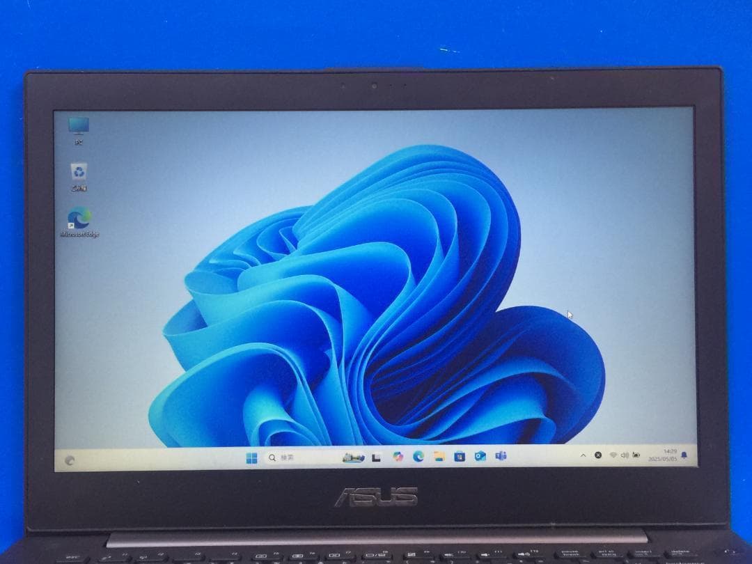 ASUS BU400A 14型TFT液晶　薄型・コンパクト ノートパソコン