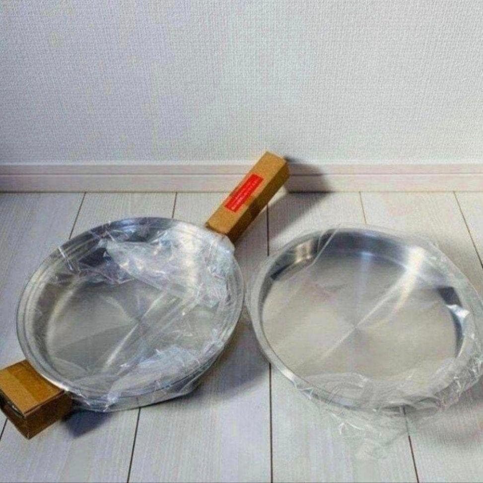 専用アムウェイインダクションレンジ対応 2024年製 新品 大フライパン蓋付き↓
