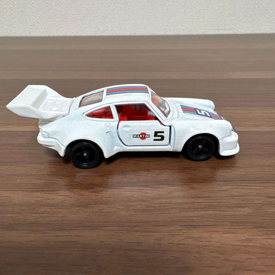 トミカ 青箱 F31 ポルシェ935 ターボ 白ウイング