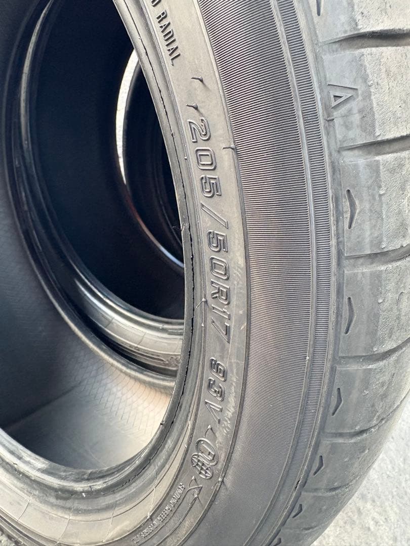 ヤマちゃん！様専売品　ダンロップRV505 205/50R17 タイヤ中古品4本