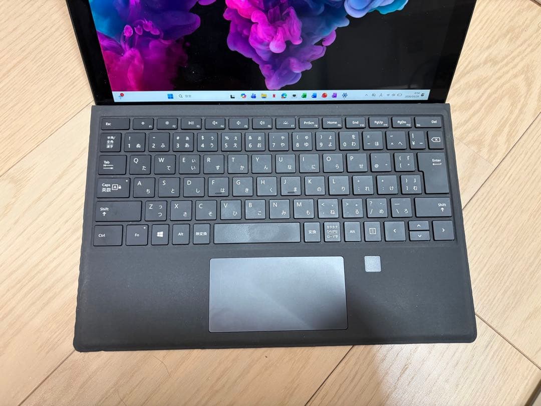 Microsoft Surface Pro6 本体 + キーボード + ペン