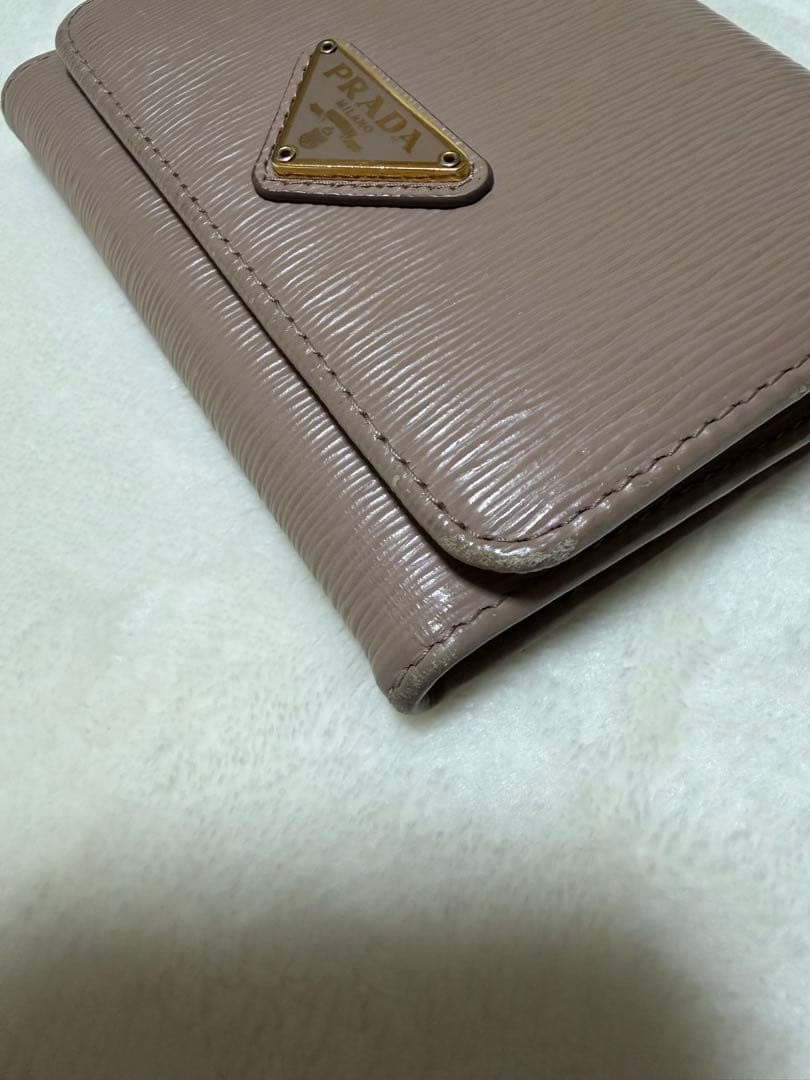 PRADA ピンク 三つ折り財布