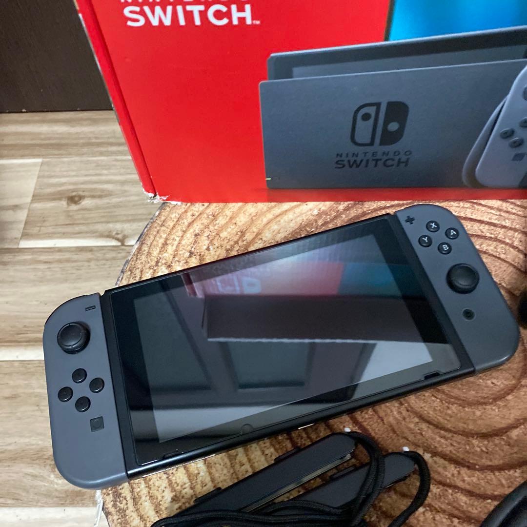 Nintendo Switch ニンテンドースイッチ本体　グレー②