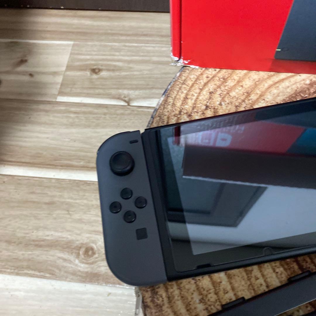 Nintendo Switch ニンテンドースイッチ本体　グレー②