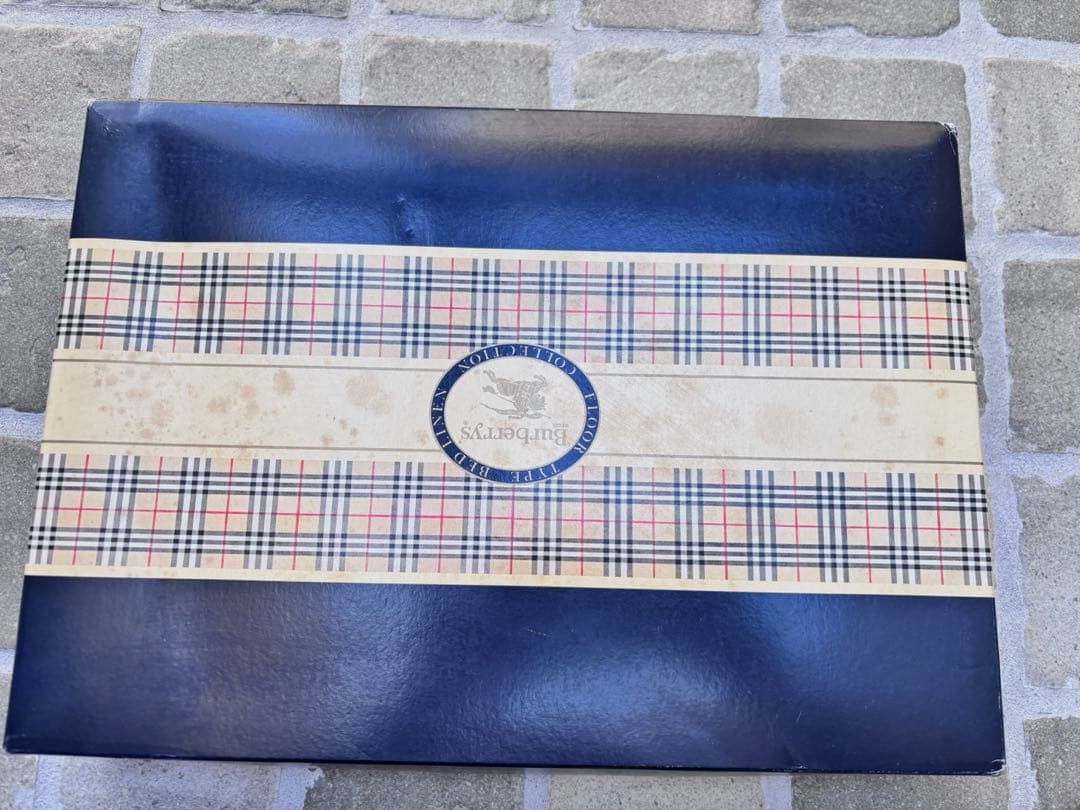 新品　正規品　バーバリー チェック柄 膝掛け　65x120cm