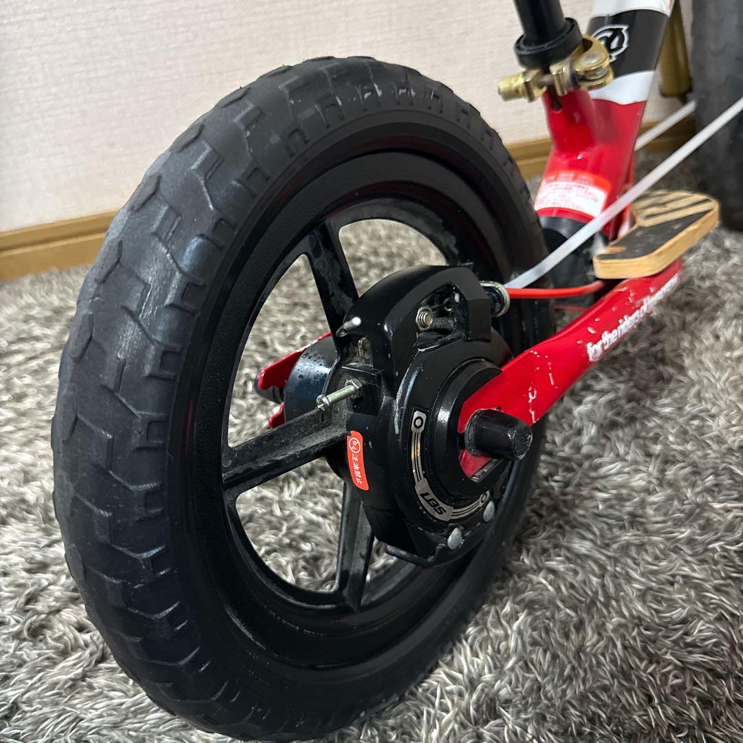 ストライダー　アイデス社　ディーバイク キックス プラス ホンダ