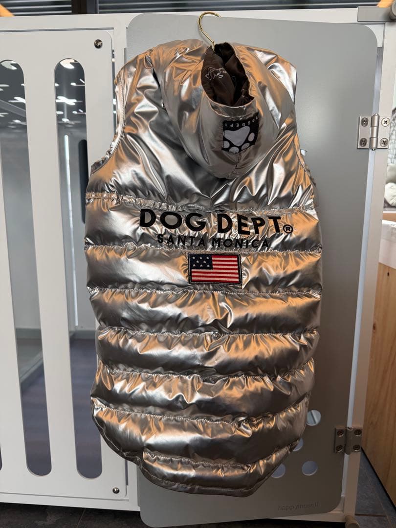 DOG DEPT シルバー フード付きダウンジャケット　サイズXL
