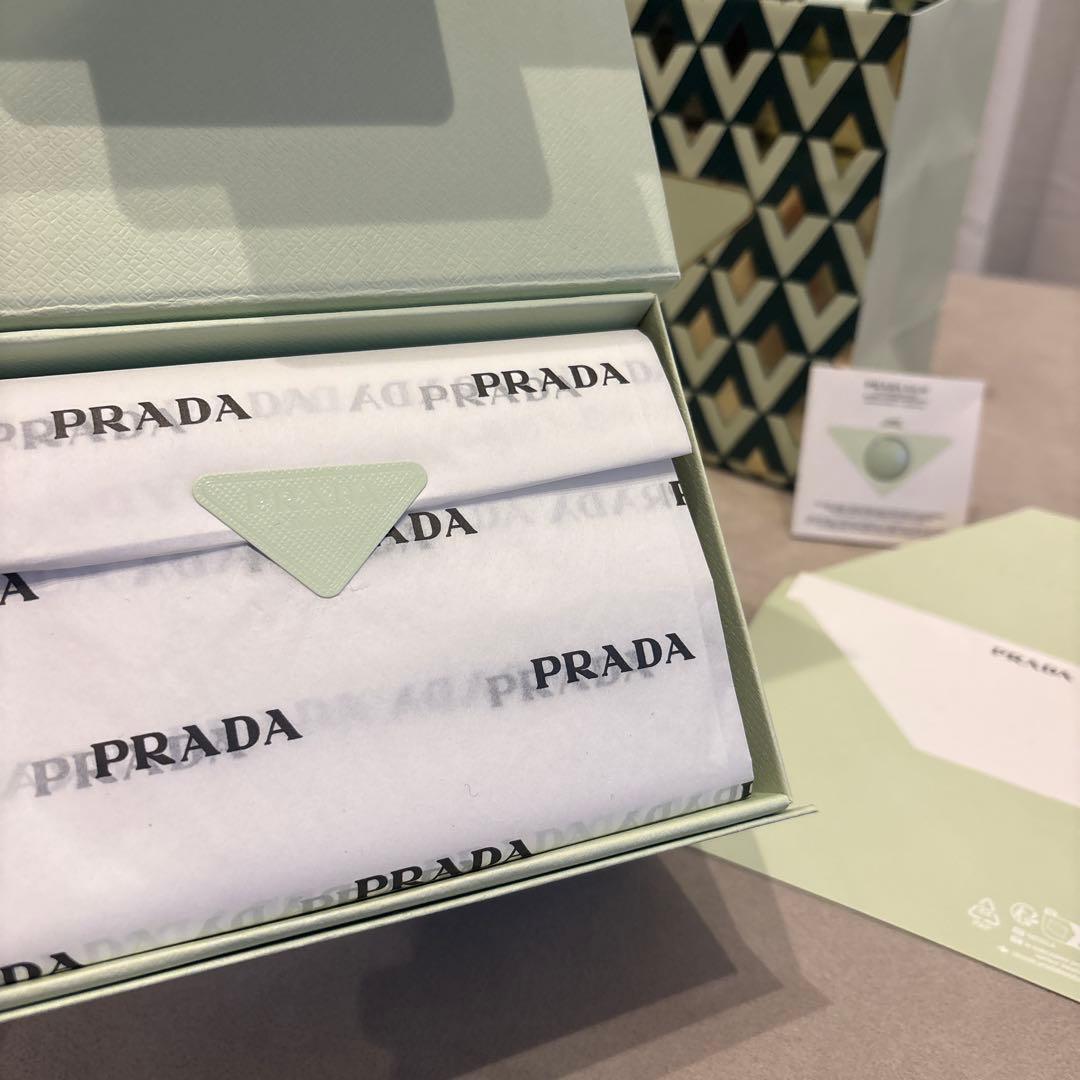 新品PRADA PARADOXE 香水 新品30ml