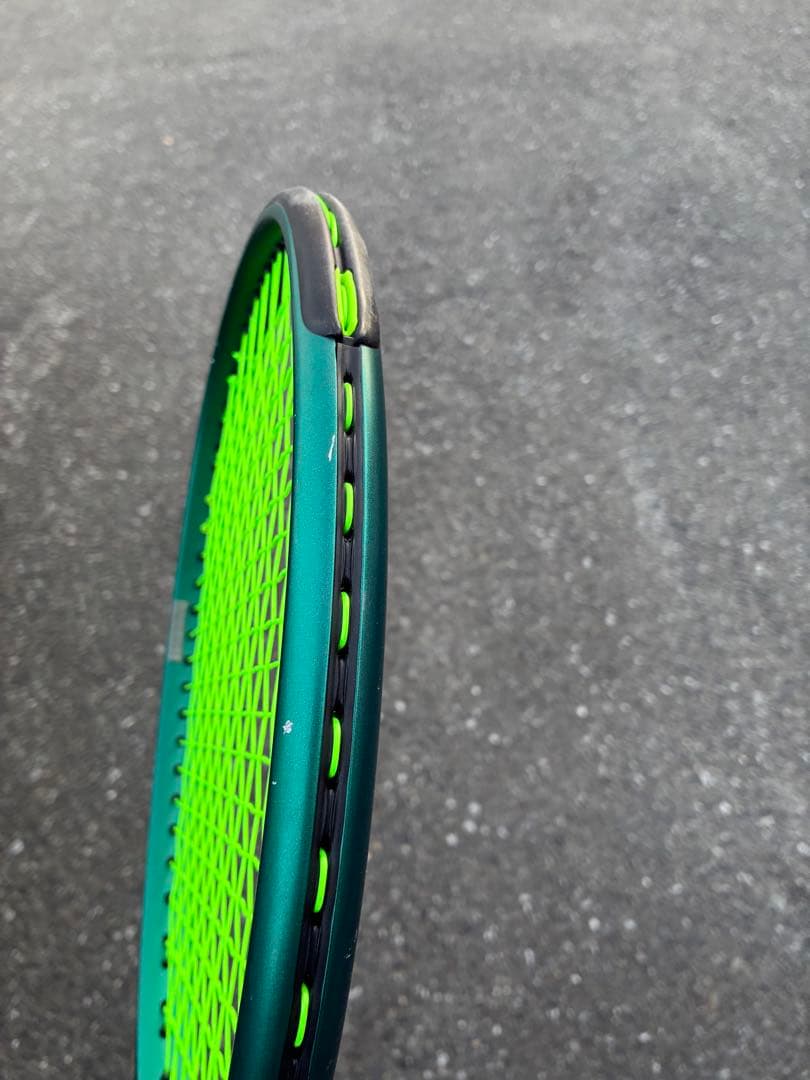 Wilson Blade V9 100 グリップ2