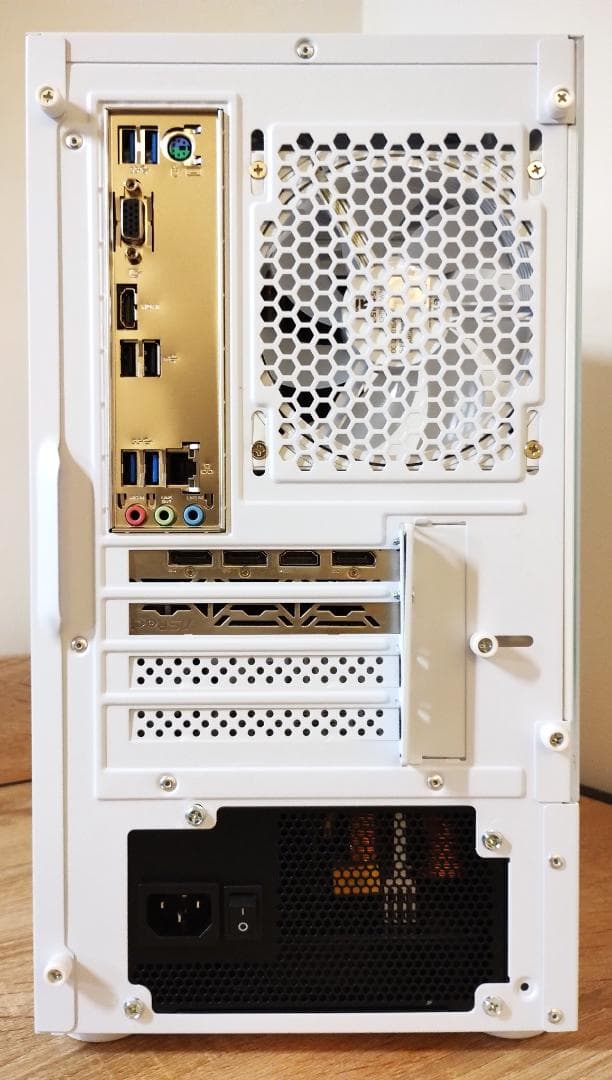 ゲーミングPC/Ryzen7 3700X/RX6600/メモリ16GB